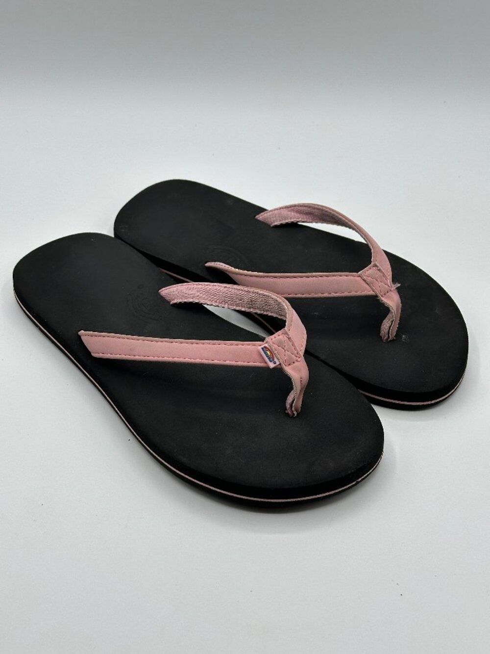 Rainbow Sandals Pink Strap Small (Size 5.5-6.5)